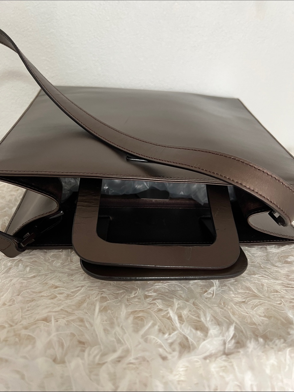 Gucci Bronze Leather Structured Tote with Top Handle and Crossbody Strap - Picture 6 of 15
